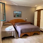 Federico Ii 3* نابولي
