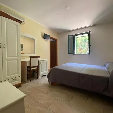 Federico Ii Hotel