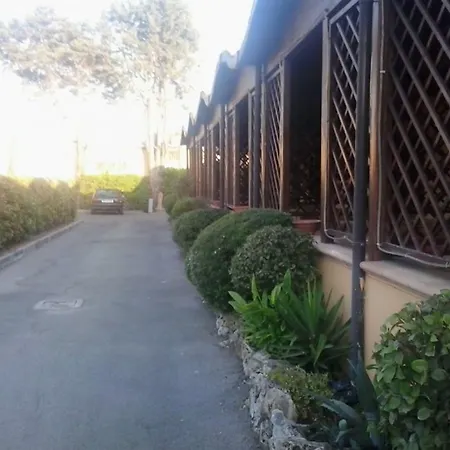 Federico Ii فندق 3*