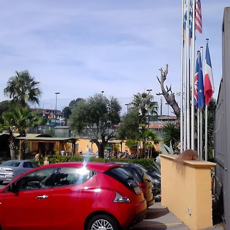 Federico Ii Hotell 3*