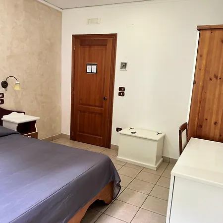 Federico Ii Hotell 3*