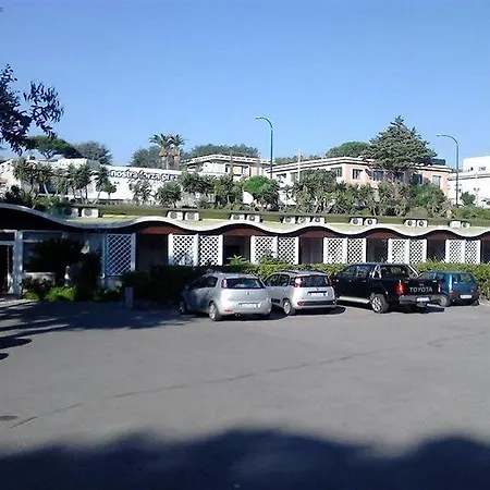 Federico Ii فندق 3*