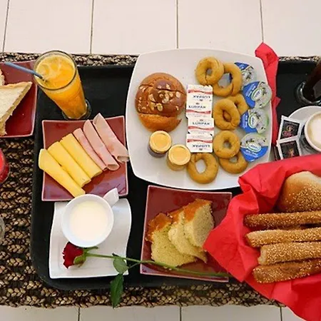 Federico Ii 3* نابولي